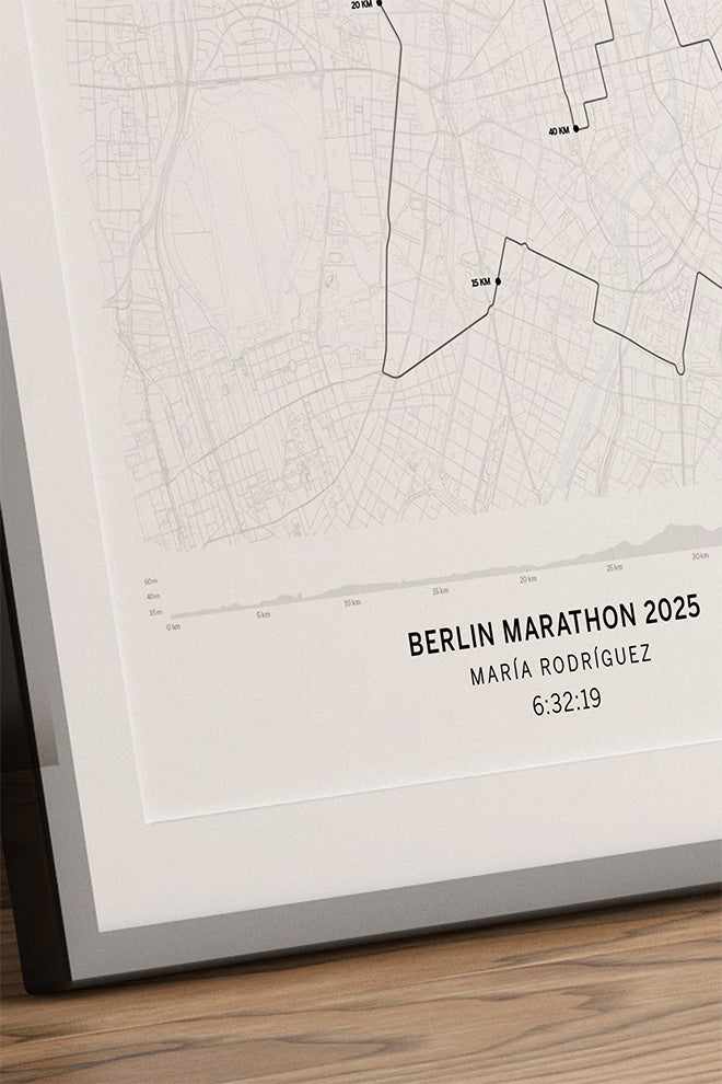 póster maratón de Berlín 2025 personalizado con nombre y marca